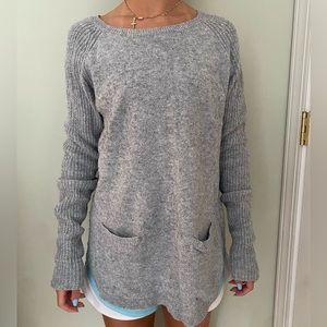 Women’s Gap sweater size medium